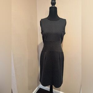 Banana Republic Vintage Like charcoal Patterned Midi Dress